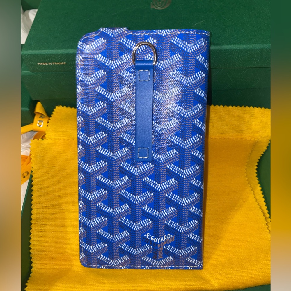 ❌SOLD❌GOYARD MONTMARTREGM
CASE - Picture 6 of 16
